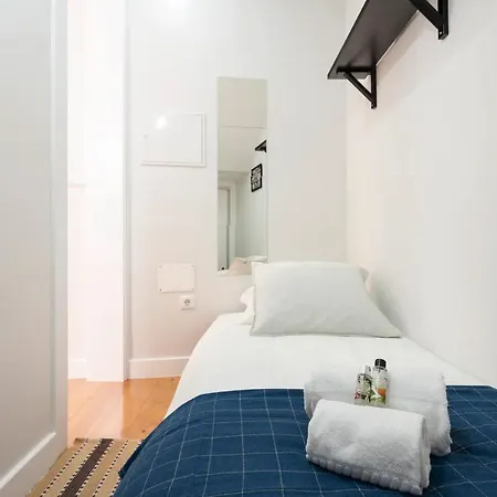 Whome Alfama Spacious 2-bed Near Feira Da Ladra Apartment