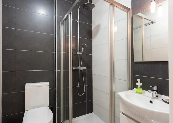 Whome Alfama Spacious 2-bed Near Feira Da Ladra * Лісабон